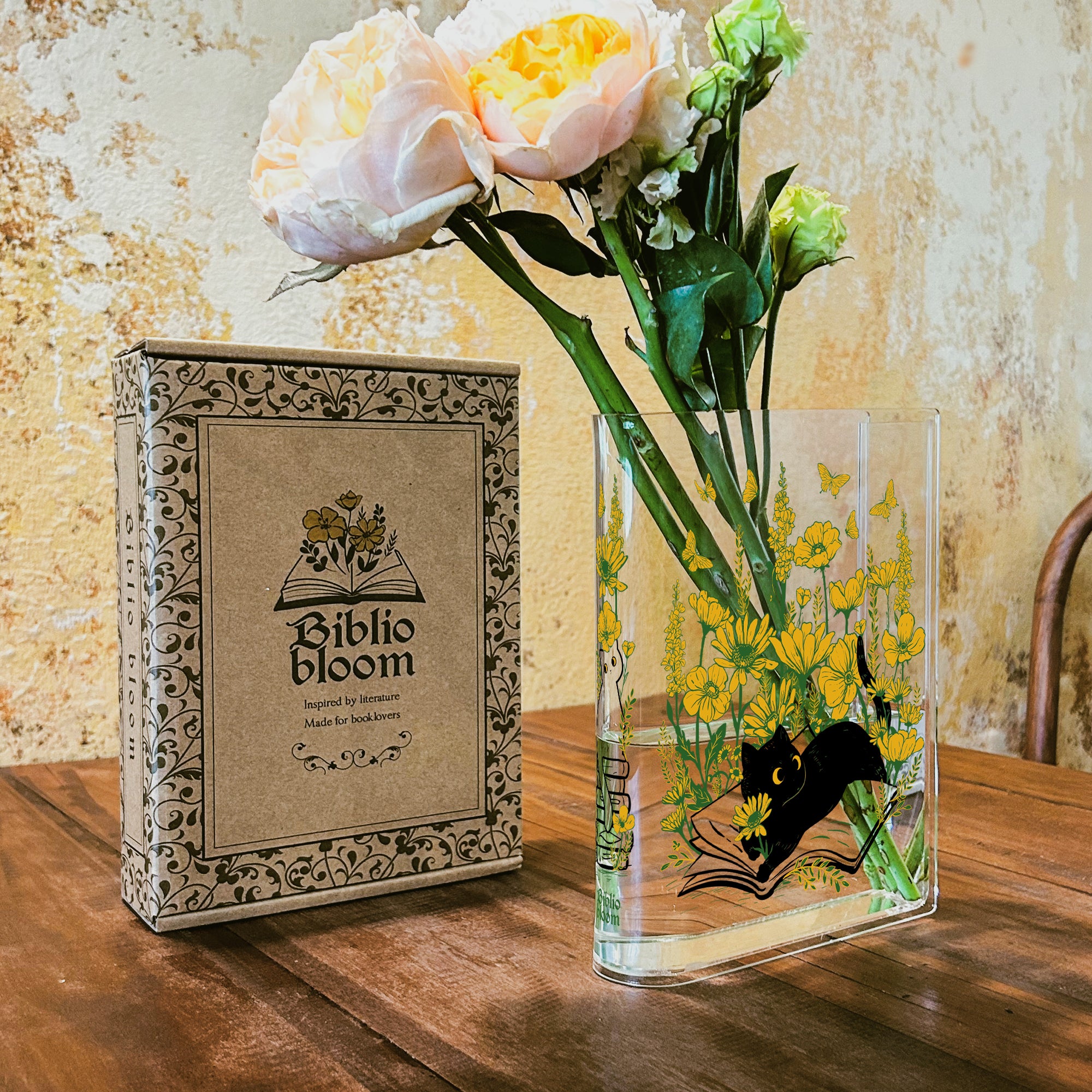 Cat Acrylic Book Vase