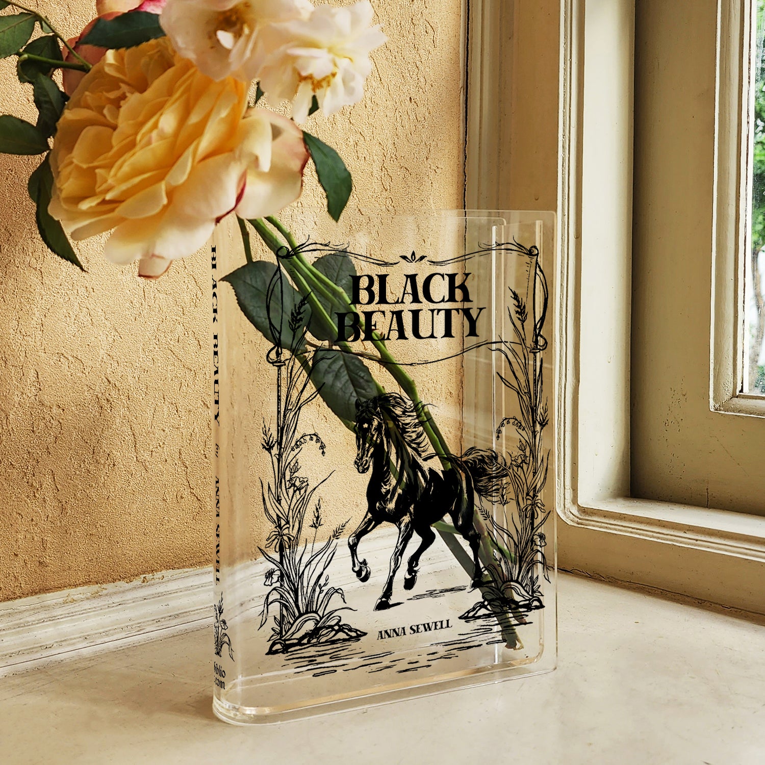 Black Beauty Acrylic Book Vase