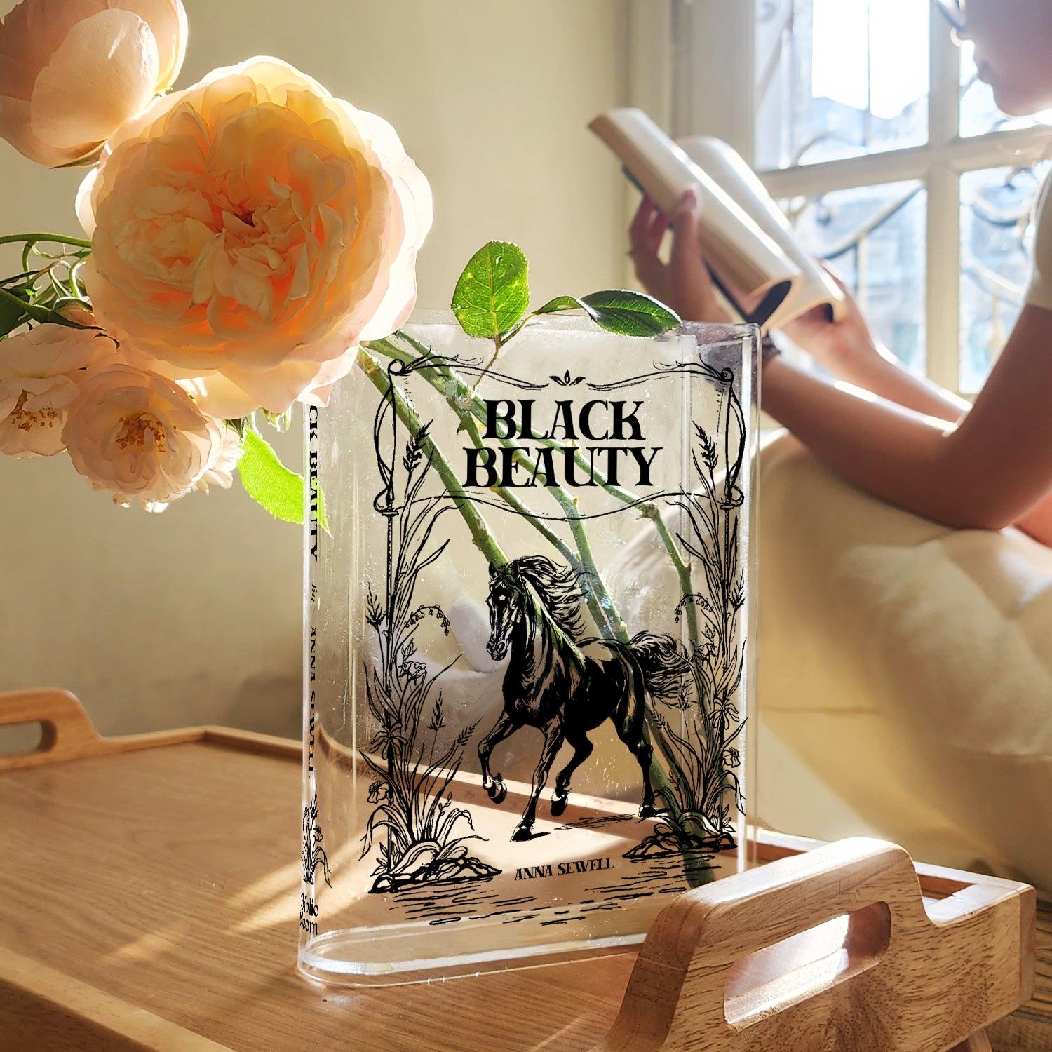 Black Beauty Acrylic Book Vase